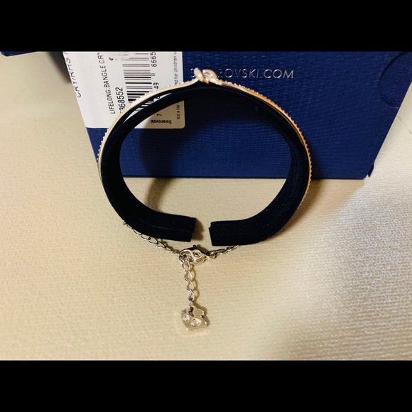 ❌SOLD❌Swarovski Bangle - Picture 3 of 4